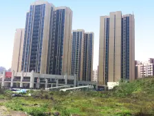 蔡家地铁站旁 带露台装修三房 业主诚心出售 带车位