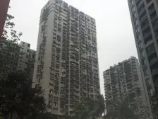江北嘴旁。正规大三房,业主诚心出售。