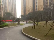 次新小区 挨着龙湖天街 蔡家地铁站旁
