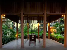 雅居乐英伦首府,大三房横厅设计,中高楼层南向望花园