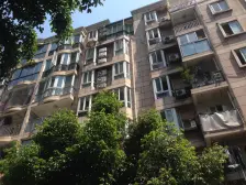 加州新牌坊 龙珠花园六房