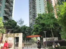 杨家坪 近地铁 正规两房 业主急售 住家精