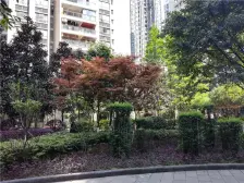 此房户型方正,有大露台尽享园林生活,舒适自然惬意