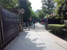 四公里国际新城小区 一楼 出行方便 住家清净