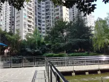 万达商圈+龙湖天街+双轻轨+住家装修+诚心出售