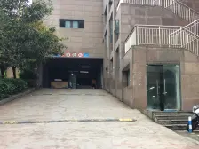 换房急售,精装小两房,拎包入住,配套齐全,随时看房