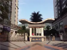 公交车站旁 两房住家装修 随时看房 住家安静