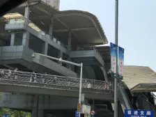 海兰云天可以看湖景的端头联排,视野不错的哦!