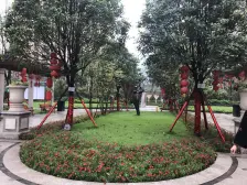 盘龙 奥园盘龙壹号巴黎苑四房135万