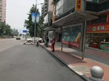 杨家坪步行街旁 斌鑫丰泽园 两房出售 看房方便