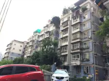 此房楼层好,采光足,配套设施齐全,交通便利