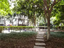 辅仁路 明发江南丽景一房46万