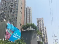 满五唯一 轻轨 精装3房,双卫,配套完善,随时看房