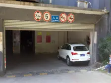 黄泥磅 佳华两代一家二房70万