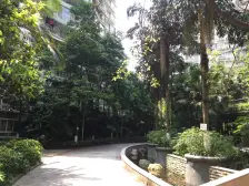 商圈旁 户型方正 出行便捷 配套齐全