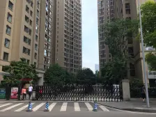 大坪商圈,双轻轨次新盘,配套设施齐全,户型很好