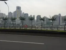 轻轨2号线旁,江景房,精装房,户型方正,采光好