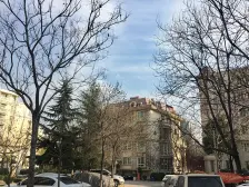 世纪公园旁多层顶楼复式,精装修,业主诚心出售