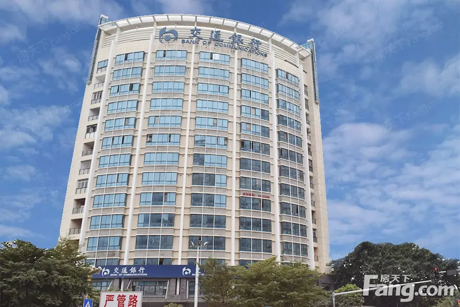 金碧尚都怎么样?看中交通和配套了,大家给点意见?