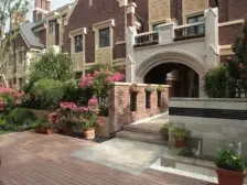 轨交18号线终点站,东边套大花园 大开间调高层 双开门