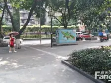 交通便利轻轨旁,小区较新,配套完善,优选房