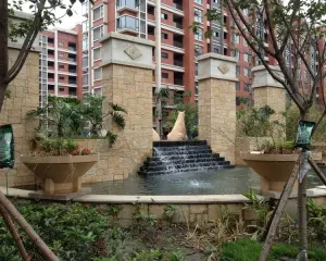 麓山印象 4室2厅 南