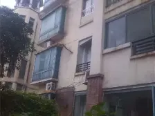 象湖威尼斯花园 南北通透,采光好 装修好,环镜优美 视野好,诚心出售