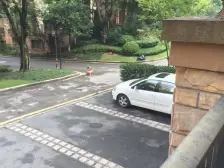 品质小区,龙湖物业少有清水洋房顶跃,临崖视野开阔