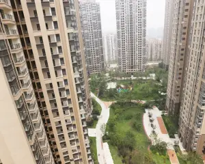 绿地城 3室1厅 西