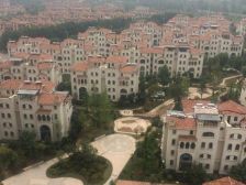 免费停车 证过二 观河景,楼层好.采光充足.看房预约.