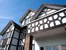 景观位置!两面环大河!弧形大花园占地3亩!