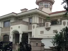 东紫园好位置,大户型大花园,税费各付价格好谈