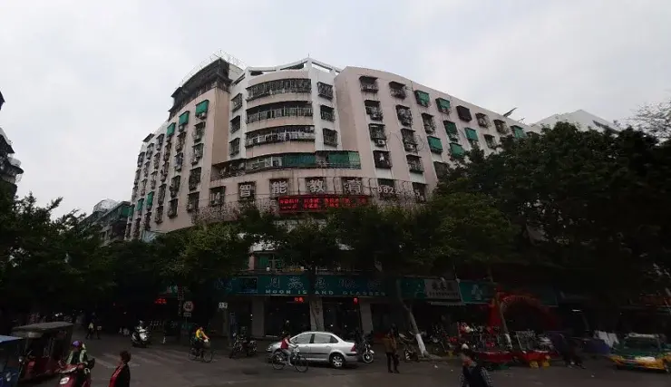 小区相关图