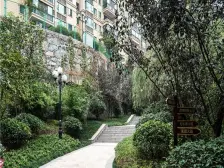 恒大绿洲精装大三房,中间楼层,边户拎包住,通车库