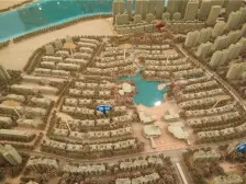 4号地铁口,南院子,70平米左右,毛坯,新湖广场