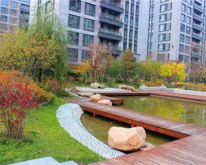 伊泰华府世家,5室2厅4卫,精装修带两个车位1个储藏间