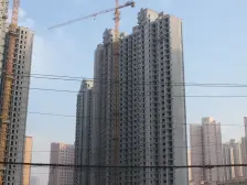 易大天地花园式住宅小区四室两厅两卫 精装修 南北通透