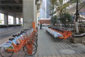 兆丰地铁站自行车