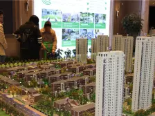 绿地悦公馆(悦美花园) 南北通透,采光好 中间楼层