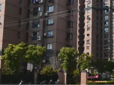 玉兰苑精装温馨1房户型方正中高楼层近DT,环境优美,诚意出售