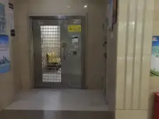 三峡广场 华宇广场六房505万