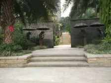 美丽山水三房板式结构大阳台朝中庭