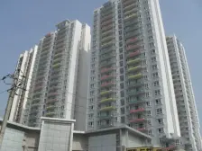 正规3房朝南采光视野都很好,精装修,可做到拎包入住