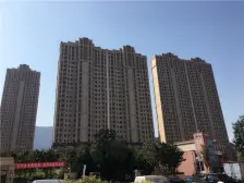 领秀城A区两室两厅 全明户型 中间楼层