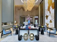 绿地海珀云翡 4室2厅 南 北