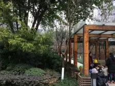 财信城市国际装修三房,拎包入住,双轻轨诚心出售