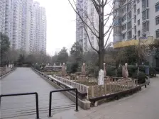 恒茂国际华城 南北通透,采光好 装修好,环镜优美 近地铁 中间楼层