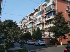 双南两房,诚意出售,小区环境优美,家具家电全送。