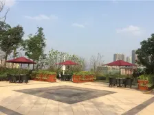 首地三房,朝中庭,安静舒适,视野好,业主诚售