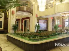 房子精装修,一楼带院,地下室,小区环境好,